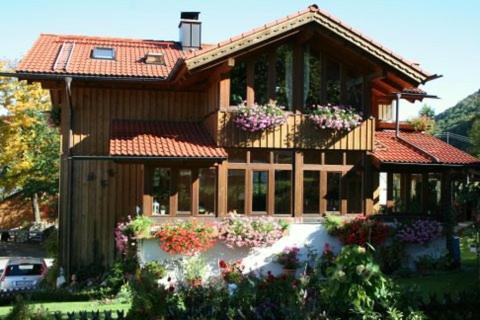 Haus Schwarz Apartment Staudach-Egerndach Exterior foto